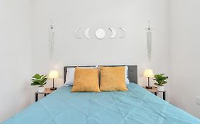 Penthouse Cool-Oasis-In-Houston-Rental Car Available-View-Great-Sleep
